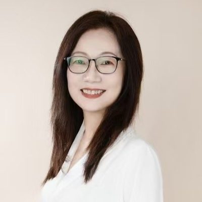 Amy Ye, Sales Director